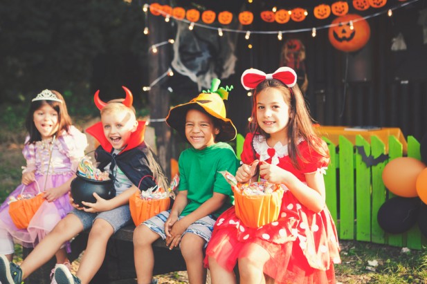 Halloween Costume and Trick-or-Treating Safety Tips