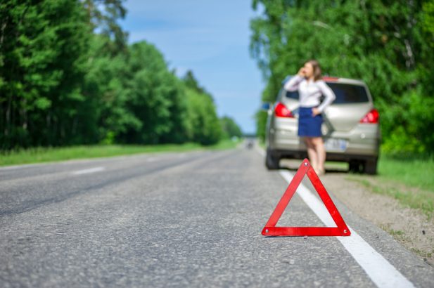 Roadside Emergencies – Be Prepared And React Safely